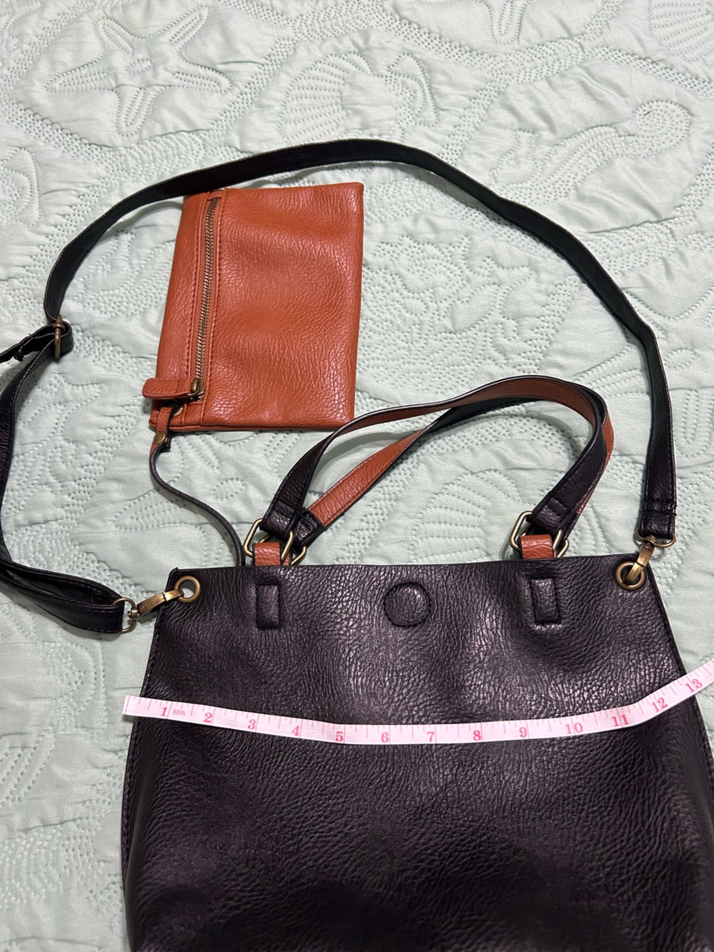 NWOT G H Bass & co Vintage 
Black Leather Tote with attached Tan Pouch